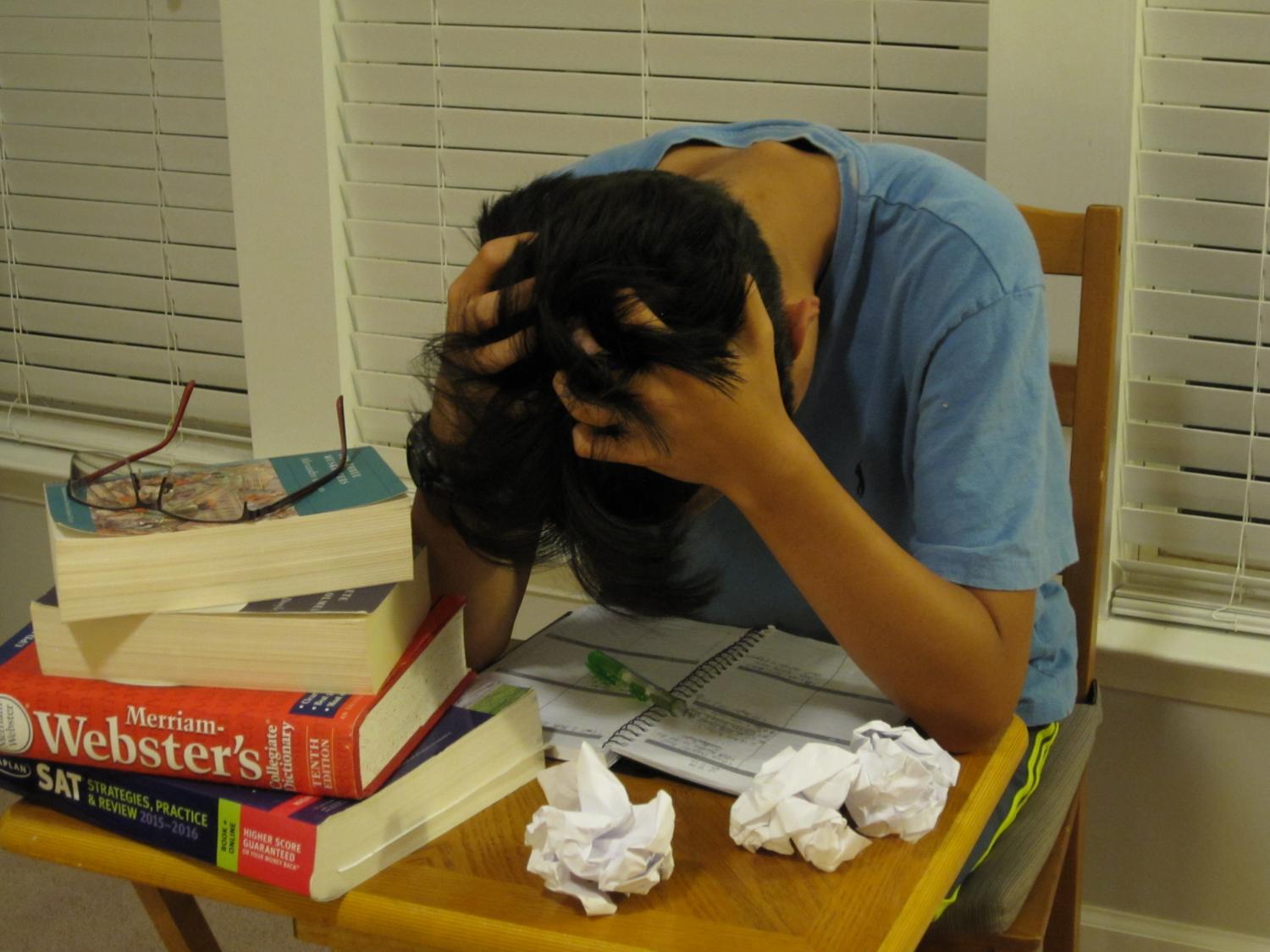 Signs of serious stress that
should be taken note of would include: gaining appetite, intentional isolation, losing sleep,
and having unusual negative thoughts or emotions.