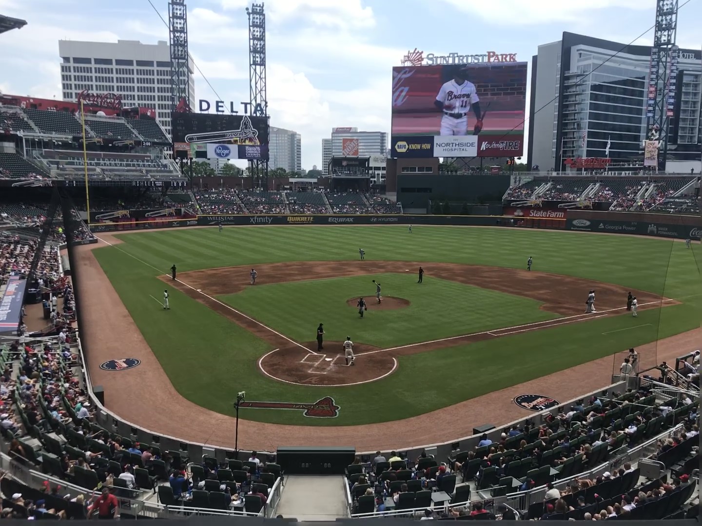 Atlanta Braves: Dansby Swanson Off the Table, Where He Belongs