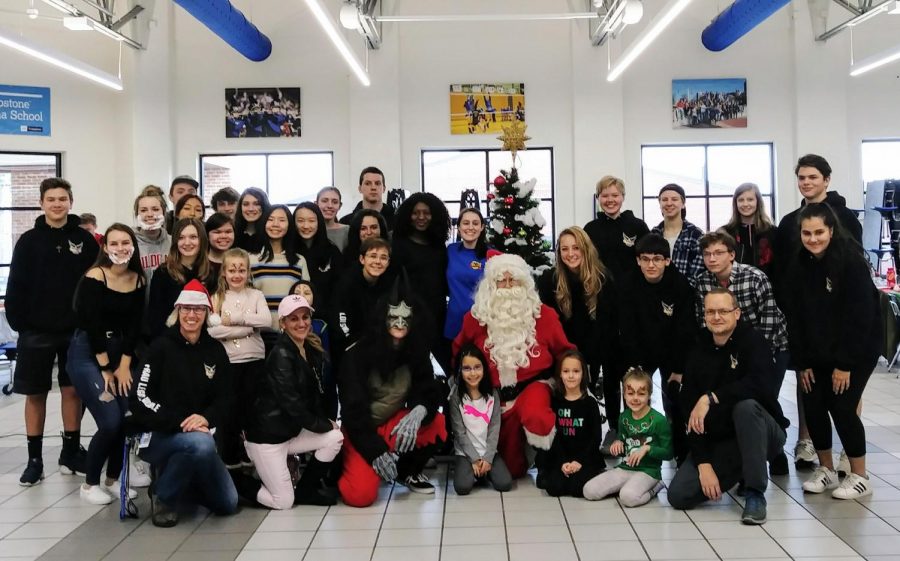 Fröhliche Weihnachten! The South Forsyth High School German club poses for a picture. They were joined by the other children who took part in the Christmas festivities.