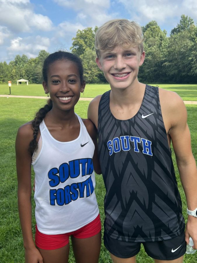 South time trial. On Saturday, August 13, South Cross-country members gather at Windermere Park to host the annual 2 mile time trial. At the end of the run, South coaches announced who each runners Big and Littles were. Junior Isabel Yonas and sophomore Wyatt Longstreth smiled for a photo as they are each others Big and Little.