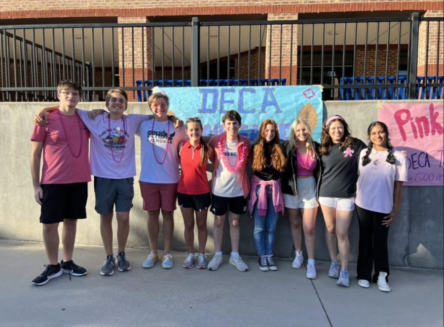 On Friday, October 7th, the Deca officers collaborate with the FBLA and FCCLA officers for this years annual DECA tailgate. They brought their members together and formed a community of CTSOs.