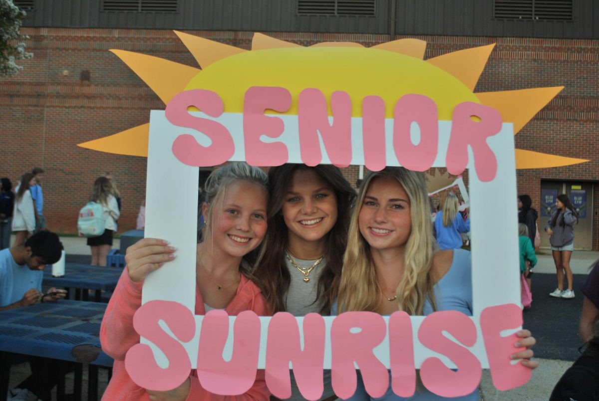STUCO President Lyla Setzer poses with friends McKenna Williams and Emmie Letsch